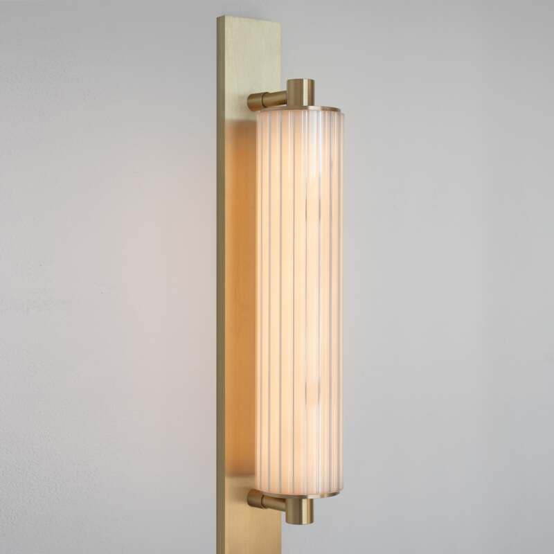 Beacon S4 Wall Sconce - Image 1