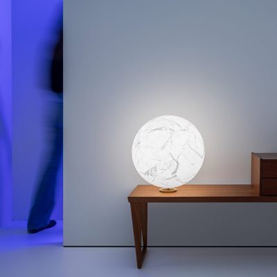 MOON_T_03-1-1.jpg